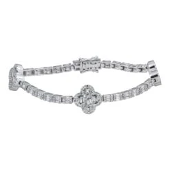 10K GOLD ROUND AND BAGUETTE DIAMOND CLOVER TENNIS BRACELET 4.50 CT(10k Gold Round And Baguette Diamond Clover Tennis Bracelet 4 50 Ct)