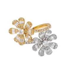 18K YELLOW/WHITE GOLD LADIES RING WITH 1.56 CT DIAMONDS(18k Yellow White Gold Ladies Ring With 1 56 Ct Diamonds)